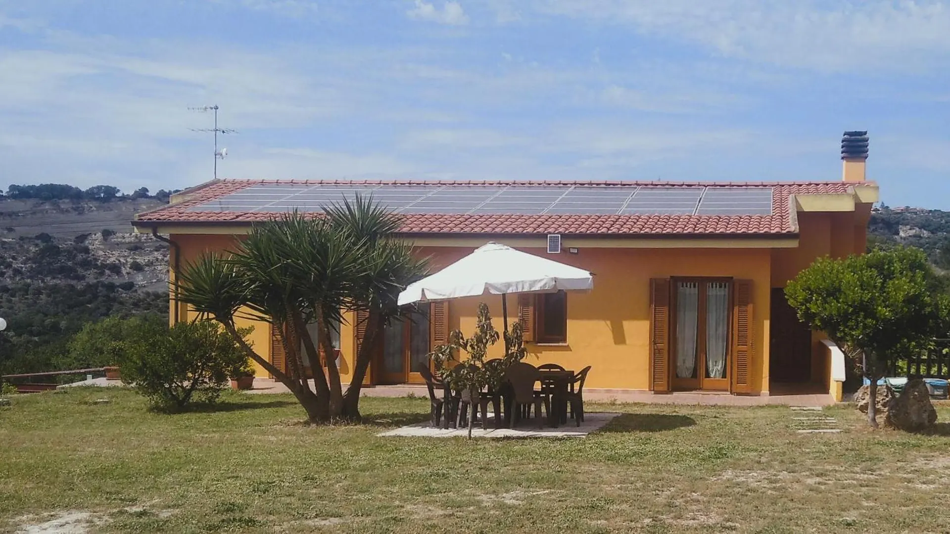 Bed and Breakfast Grotta Delle Fate Ossi 0*,