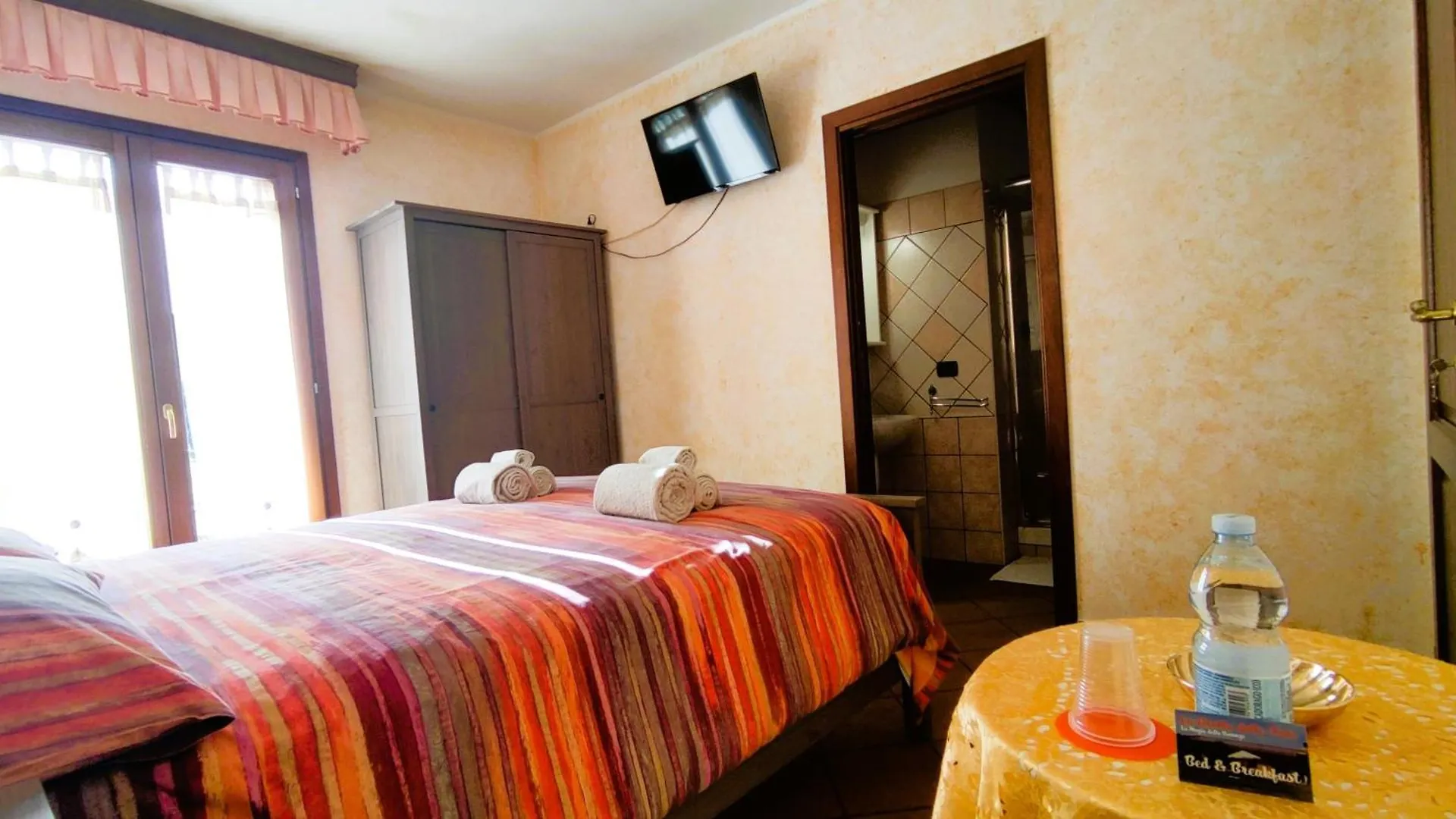 Grotta Delle Fate Bed & Breakfast Ossi
